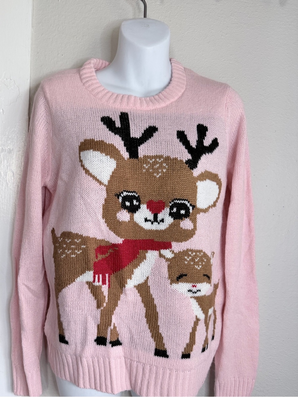 Urban Heritage Pink Reindeer Lightweight Sweater Small